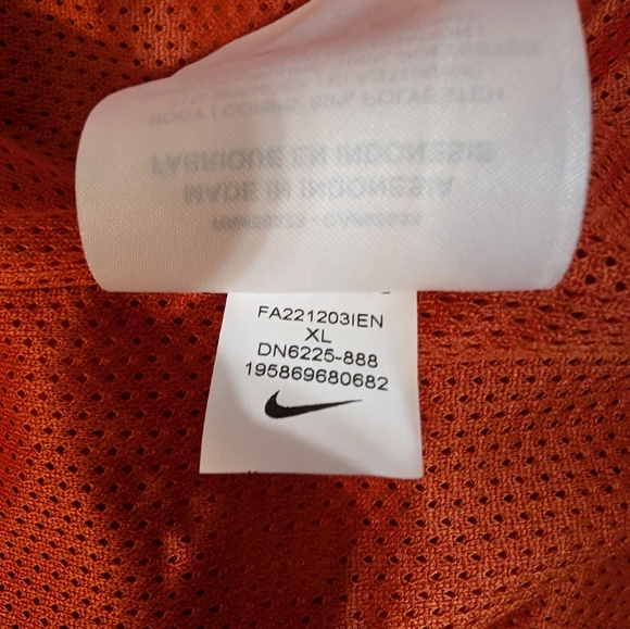 Like New!!! Nike On-Field Clemson Tigers Jacket Size XL Orange - Picture 7 of 8